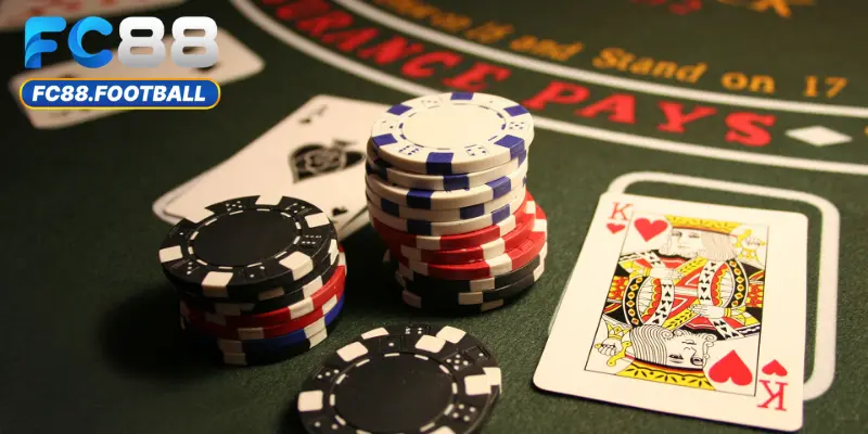 Poker là một trong số các trò chơi trong casino được yêu thích